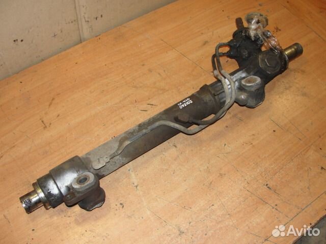 Рулевая рейка Lexus lx470 2005г