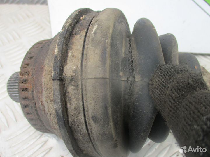 Привод передний Vw Passat B5 2.5D АКПП цена за шт