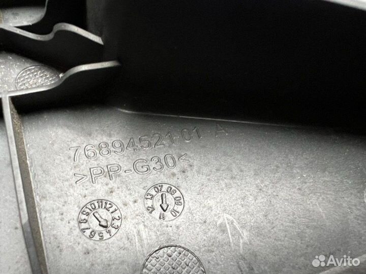 Крышка воздушного фильтра Ford Focus 3 CB8 1.6L