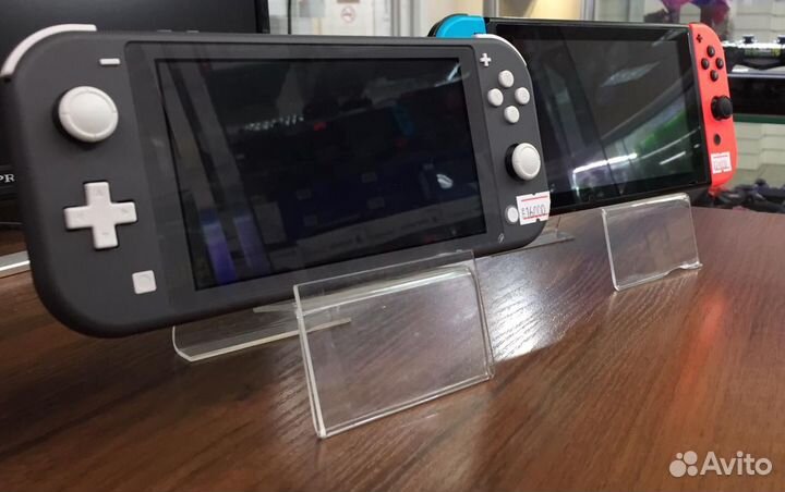 Nintendo Lite-Switch