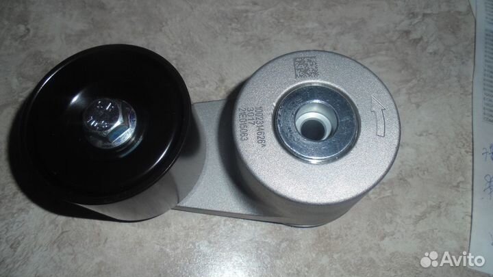 Ролик натяжной на Маз Камаз с двигателем WP7