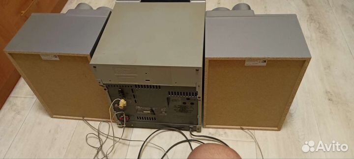 Продаю музыкальный центр айва