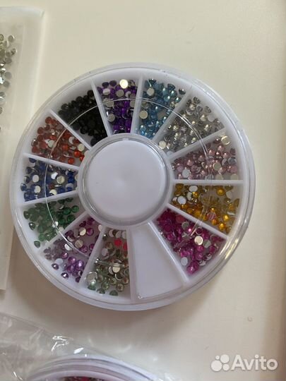 Стразы блестки для маникюра педикюра