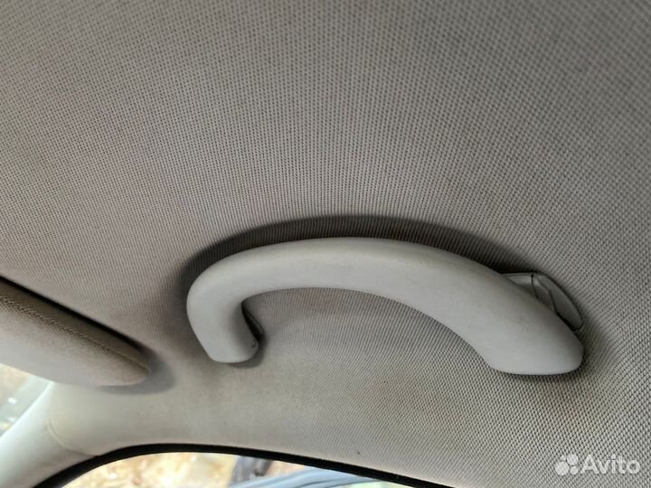 Ручки потолка Mercedes E-Class W211