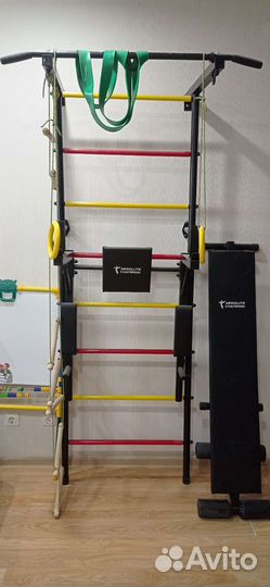 Шведская стенка с турником и брусьями