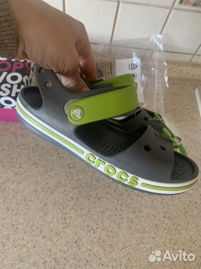 Новые сандалии crocs c13 30-31 размер