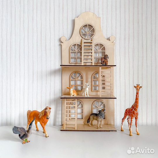 Полка-домик (декор в детскую)