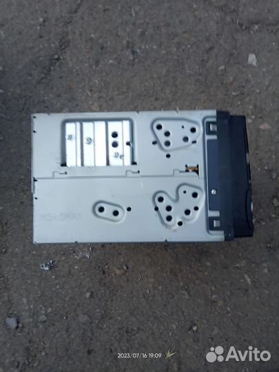 Двухдиновая магнитола toyota BB и JVC