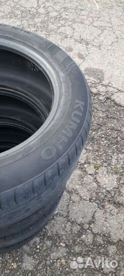Kumho Ecsta HS51 225/55 R17