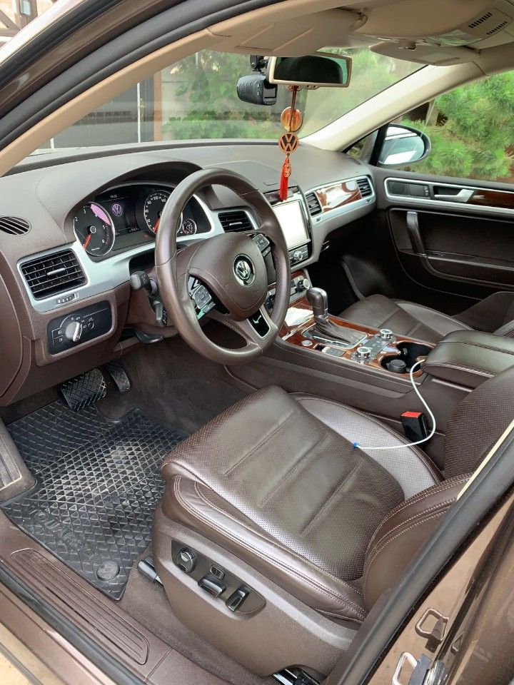 Volkswagen Touareg: фото владельца
