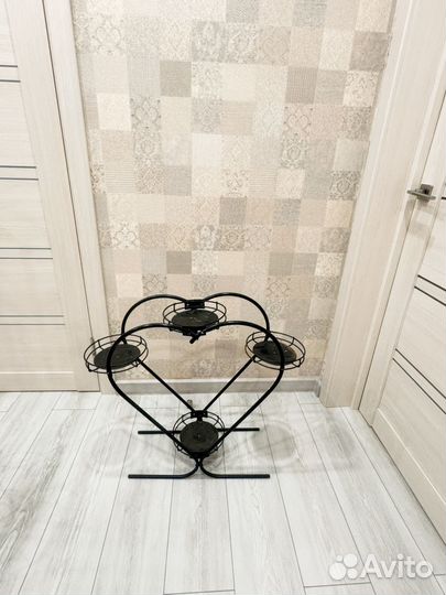 Подставка для цветов