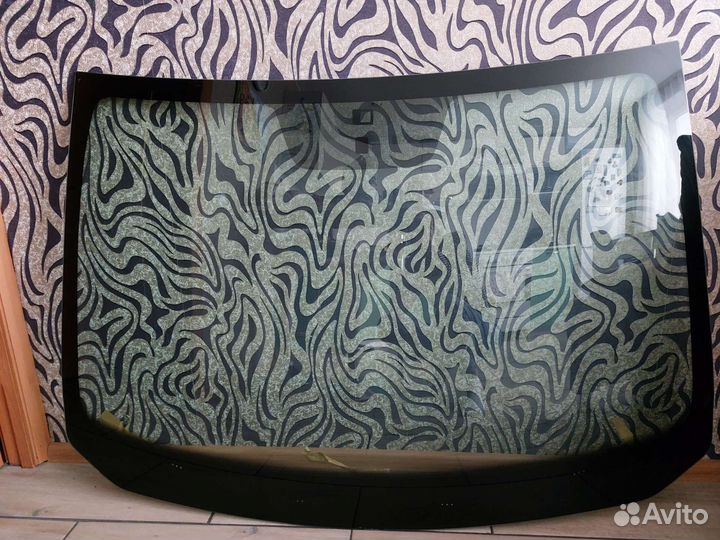 Лобовое стекло с обогревом Renault Sandero Stepway