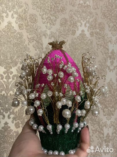 Сувенирноемпасхальное яйцо Ландыши