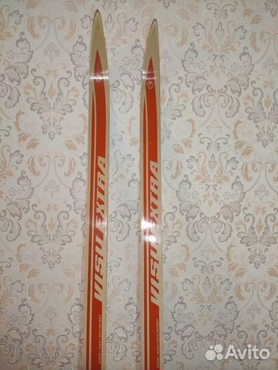 Лыжи беговые с ботинками и палками