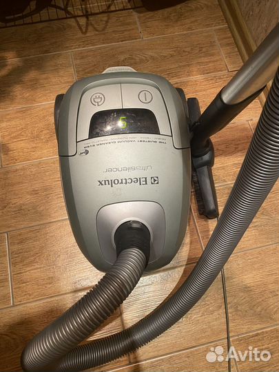 Пылесос electrolux работает идеально