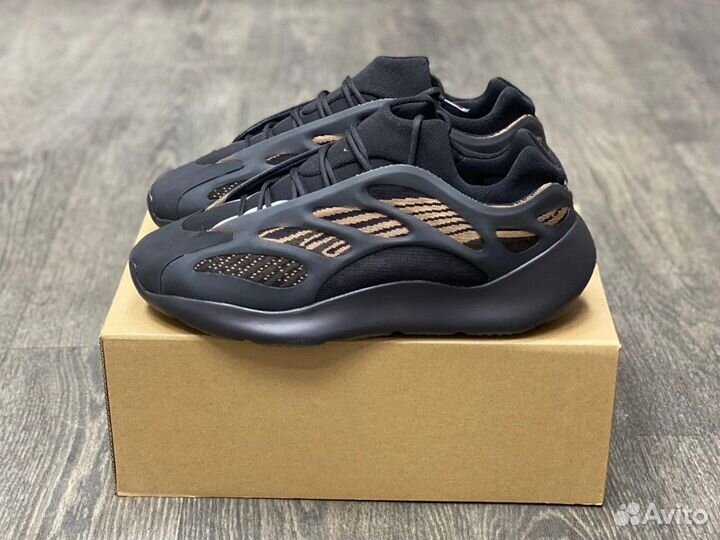 Кроссовки Adidas Yeezy 700 v3 Clay Brown (36-45)