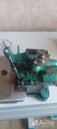 Оверлок для швейной машины