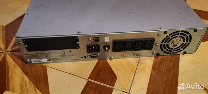 Ибп APC SMART ups 1500