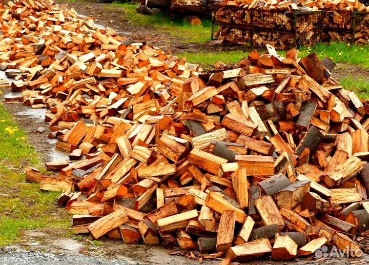 Нарубленные дрова