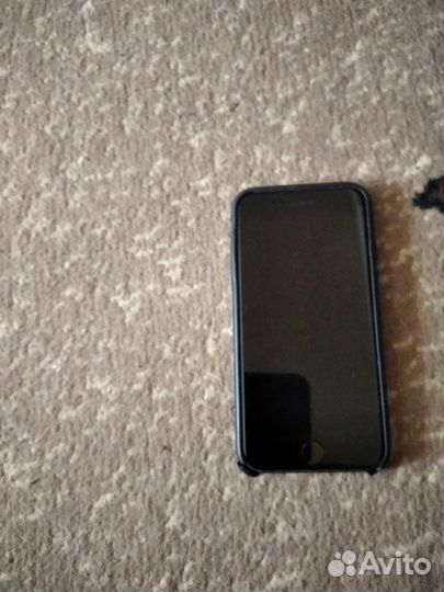 iPhone 6S, 64 ГБ