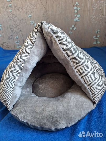 Домик лежанка для кошки и собаки