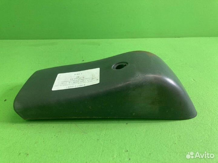 Крышка крепления кронштейна зеркала MAN TGA