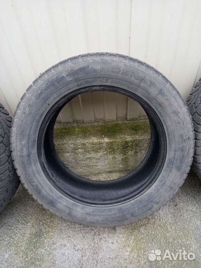 Nokian Tyres Hakkapeliitta 5 215/60 R17