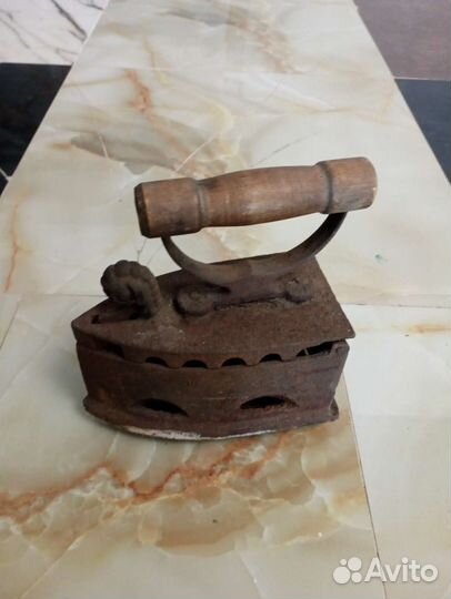 Старый утюг