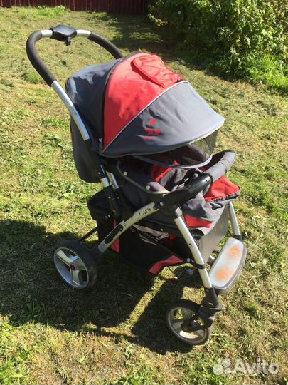 Коляска прогулочная