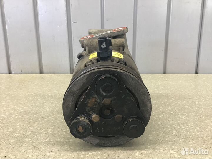 Компрессор системы кондиционирования Volvo S40 200