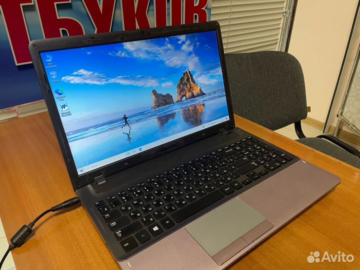 Ноутбук Samsung / A10 4 ядра / ssd / видео 2gb