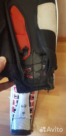 Щитки хоккейные reebok sr 17