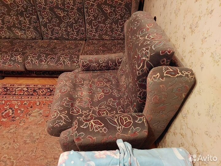 Комплект мягкой велюровой мебели, диван-кровать и