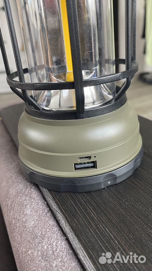 Походная лампа, фонарь на солнечной батарее