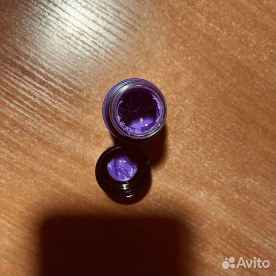 Акриловая краска