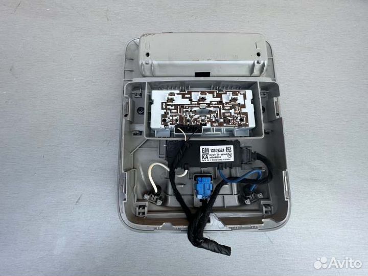 Плафон подсветки салона передний Chevrolet Orlando