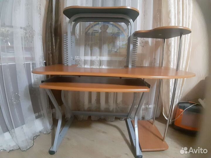 Компьютерный стол бу