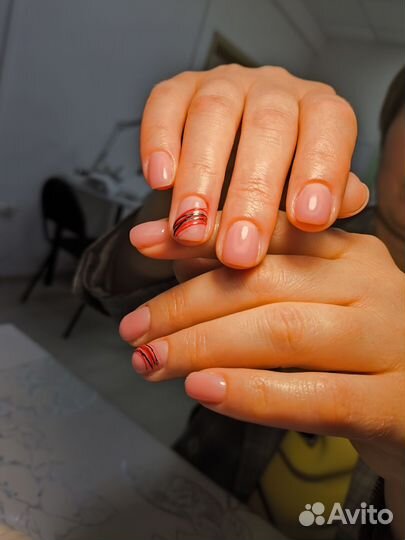 Нужна модель на маникюр