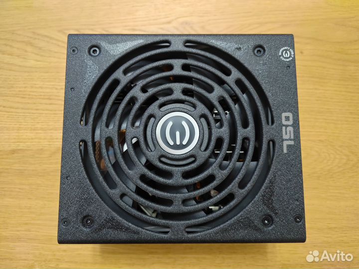 Блок питания 750W evga SuperNova 750 G2L