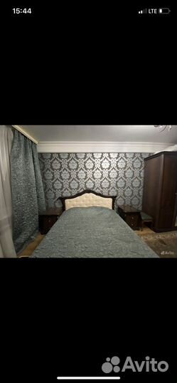 Покрывало и гардины из сжатого плотного атласа