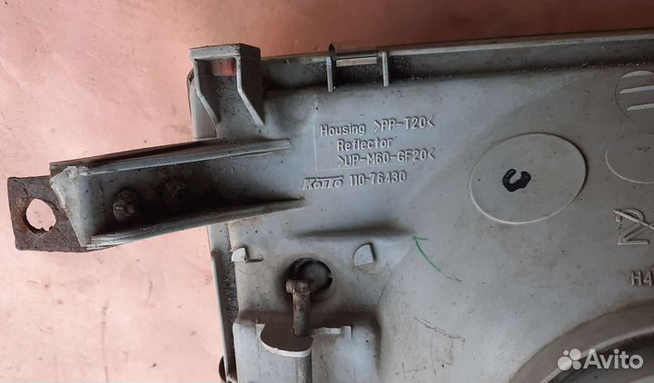 Фара с повторителям