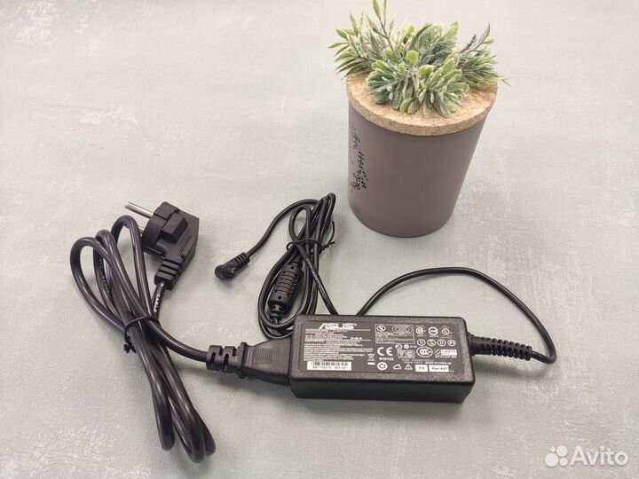 Блок питания для ноутбука