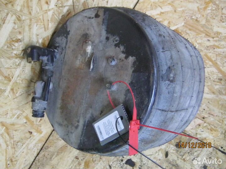 Пневмоподушка задняя Scania 1932593