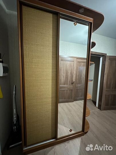 Шкаф купе с зеркалом бу