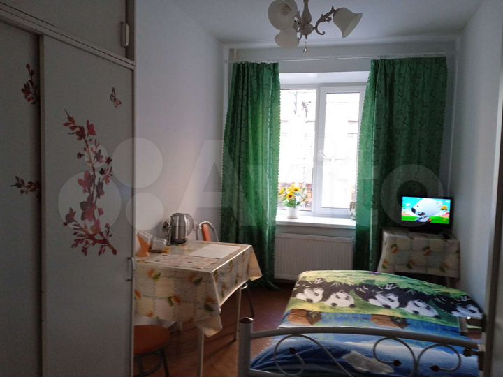 Комната 10 м² в 3-к., 2/5 эт.