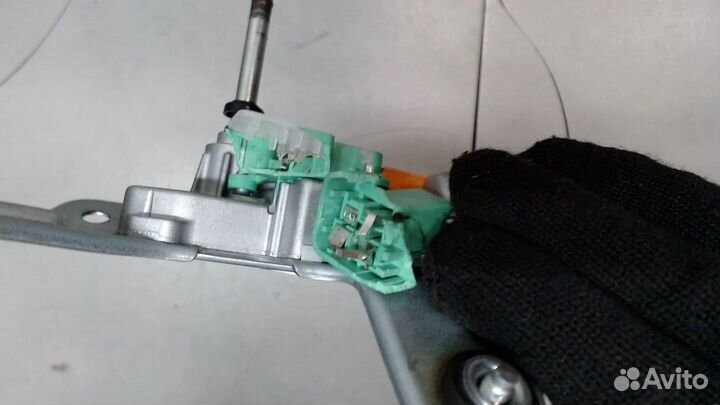 Двигатель стеклоочистителя задний Subaru Forester