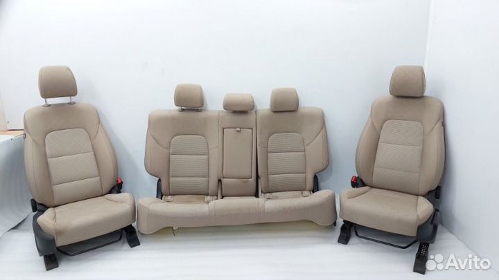 Сиденья комплект Hyundai Tucson TL G4NA 2018