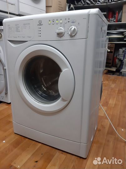 Indesit Eco time 6кг 40см в отличном состоянии