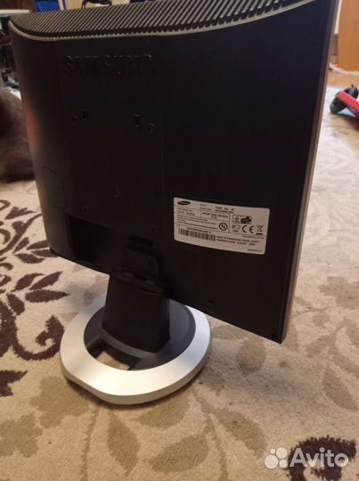Монитор Samsung syncmaster 710n