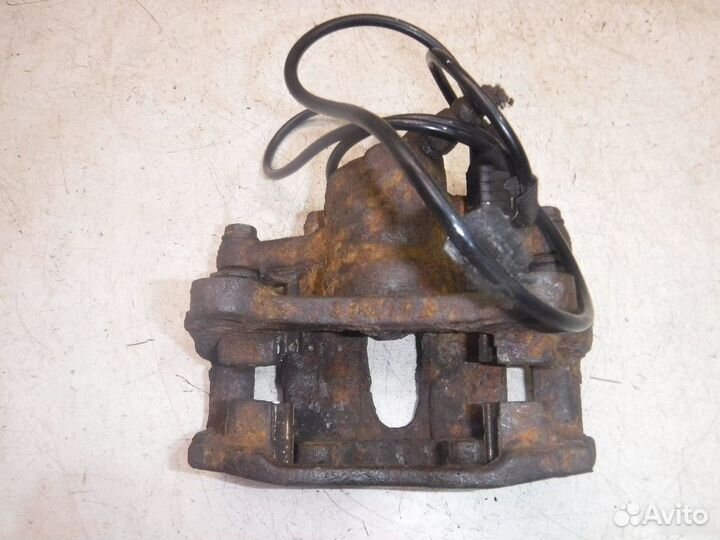 Суппорта задние Mercedes Benz Vito/Viano W639